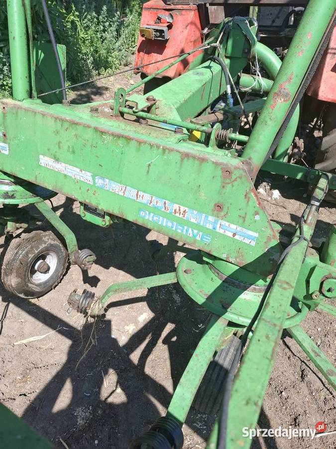 Przetrzasarka Kuhn 6301 Międzyrzecz sprzedam