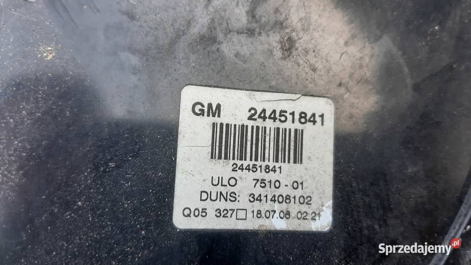 Lampa tylna lewa Opel Zafira B 24451841 Dębno