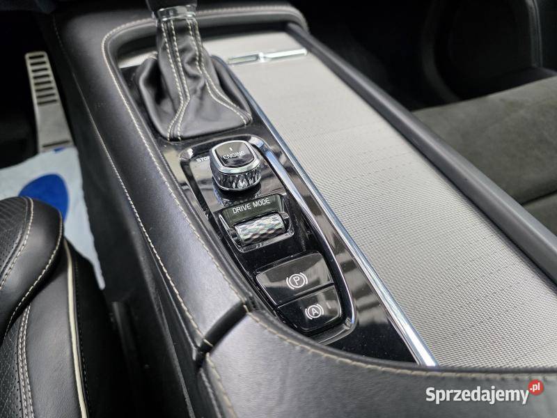RDesign AWD T6 20l benzyna 320Przebieg Warszawa