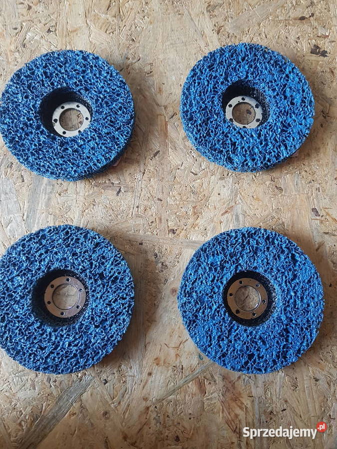 Ściernica włosy murzyna z włókniny 125mm Głogowa