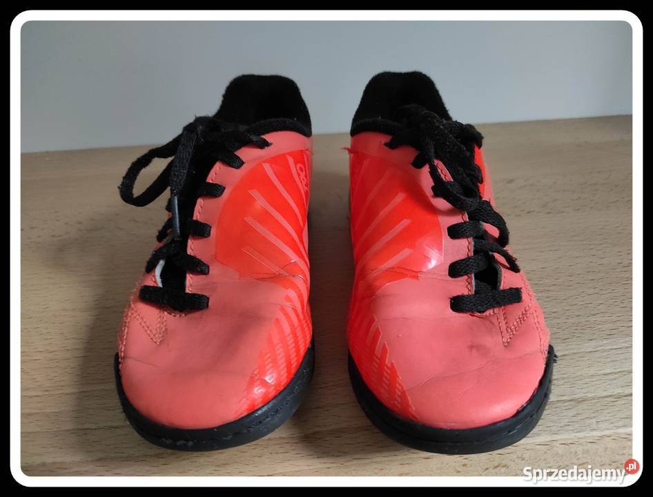NIKE buty sportowe halówki do piłki nożnej 30 Płock