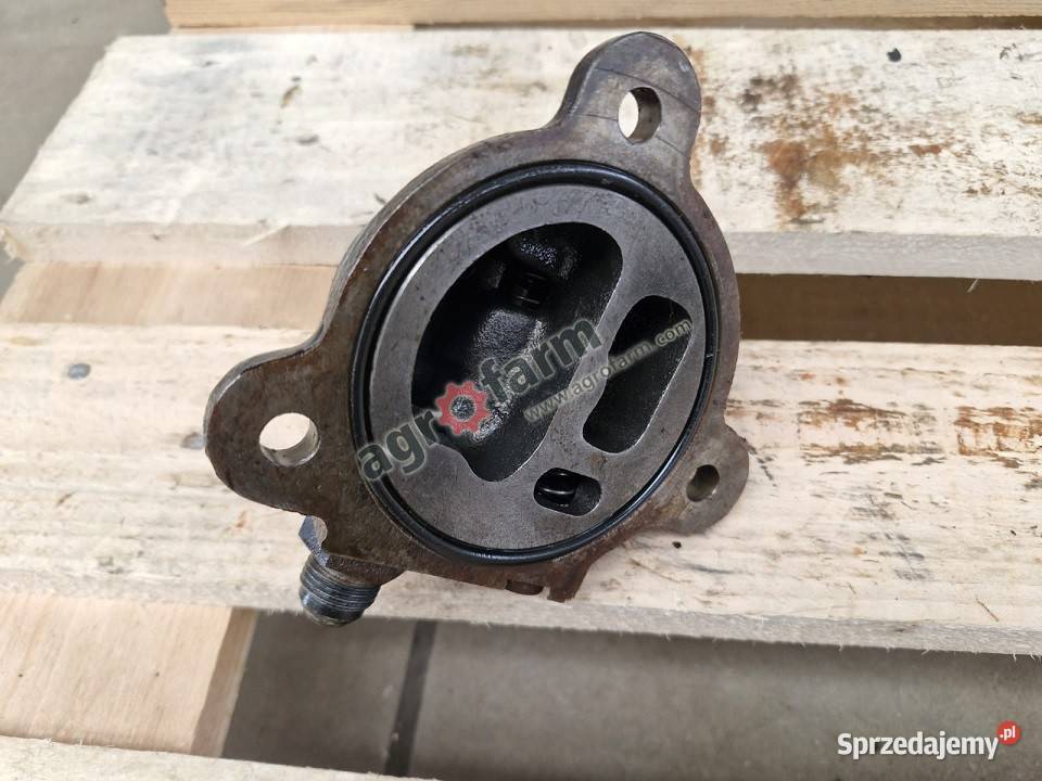 Gniazdo zaworu Valtra 255 665 700 A65 sprzedam