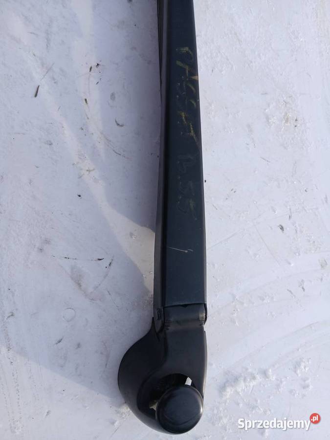 Ramię wycieraczki klapy tył kombi VW PASSAT B5 osobowe Szczerbice