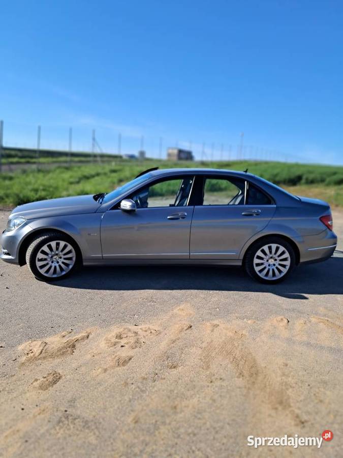 Sprzedam Mercedesa W204 awantgarde krajowy centralny zamek Klasa C Słomniki sprzedam