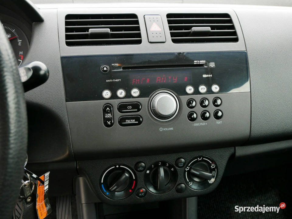 Suzuki Swift 13 92 Salon Polska 1 Właśc 11 lat Goczałkowice-Zdrój sprzedam