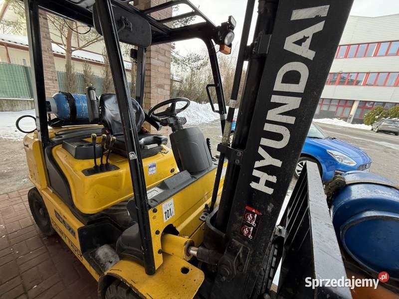 Wózek widłowy HYUNDAI model 30L7A syndyka Warszawa
