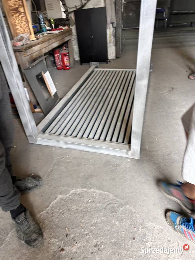 Daszek zabudowa drzwi konstrukcje furtkę wejscie łódzkie Łódź