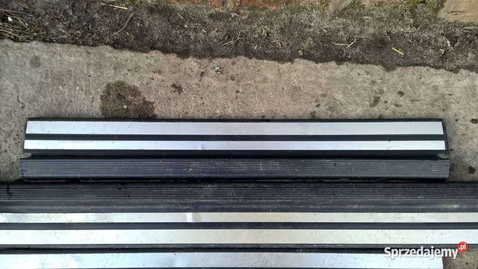 Listwy nakładki progowe niebieskie Mercedes w124 Chełm