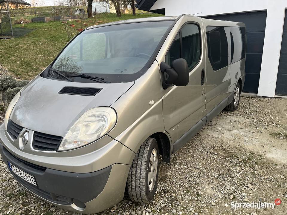 Renault trafic passenger na sprzedaż Szynwałd