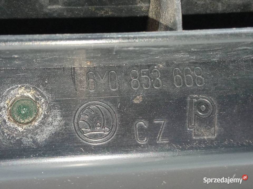 ATRAPA GRILL 6Y0853668 Skoda Fabia I 19992007 Rok produkcji 2001