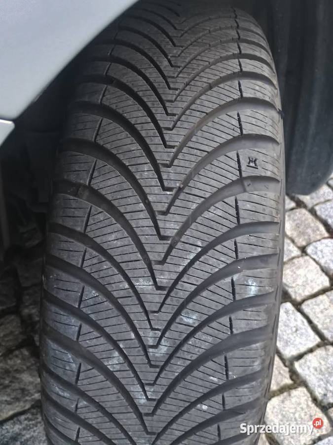 Toyota Yaris 14 d 1400cm3 Sanok