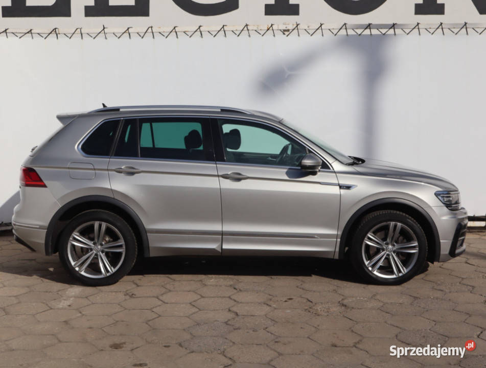VW Tiguan 20 TSI światła do jazdy dziennej Łódź