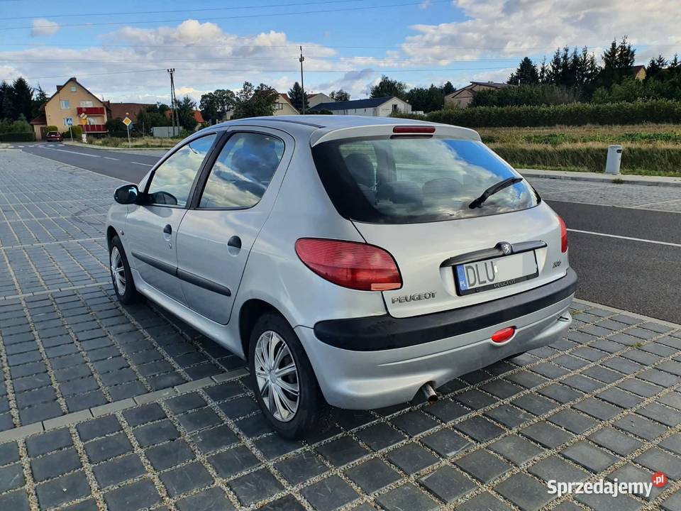 Peugeot 206 16 5D 2001r TANIE SPRAWNE AUTKO Głogów