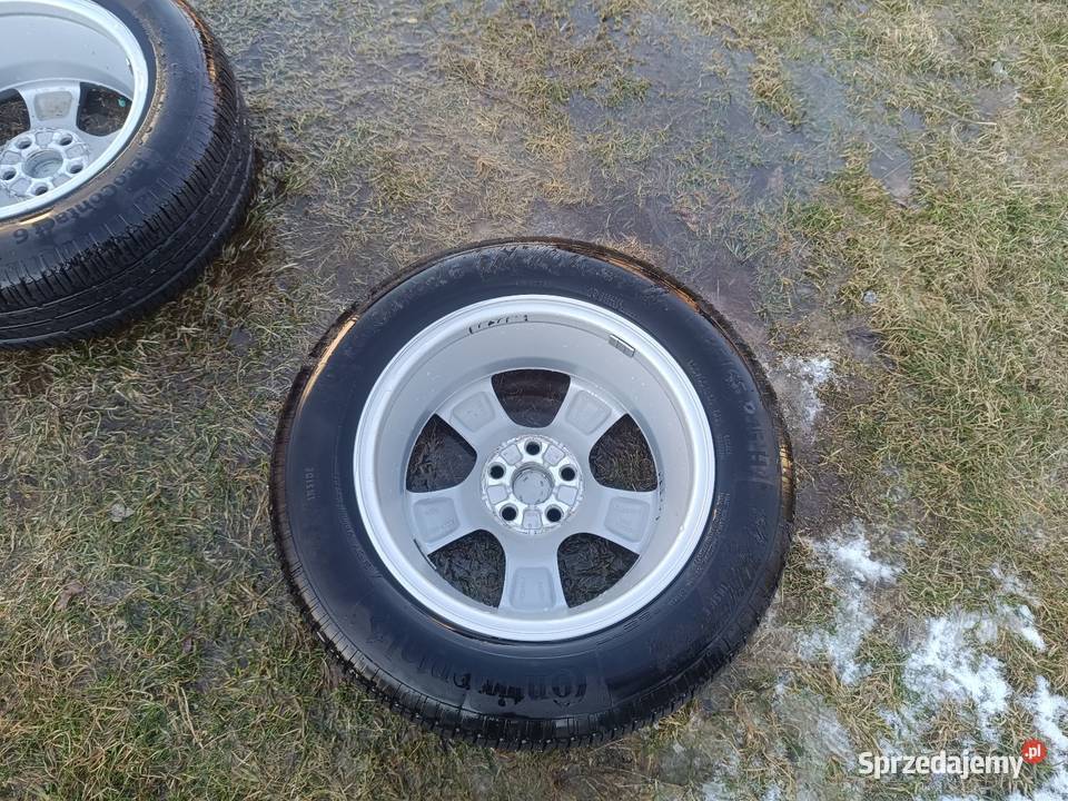 Felgi i opony letnie Toyota Yaris 1856515 2022r