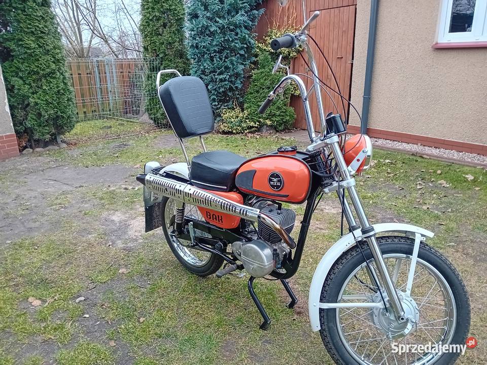 WSK 125 Garbuska Bąk GIL Lelek Rok produkcji 1971