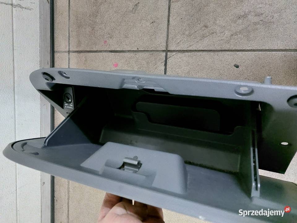 Schowek seat ibiza iv 4 14 16v 6j części dawca Wyposażenie wnętrza kujawsko-pomorskie Grudziądz