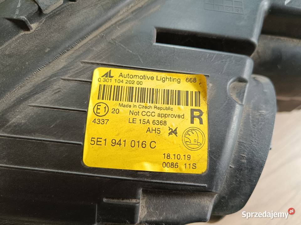 Skoda Octavia III FL lampa prawa przód 5E1 941 Kraków sprzedam