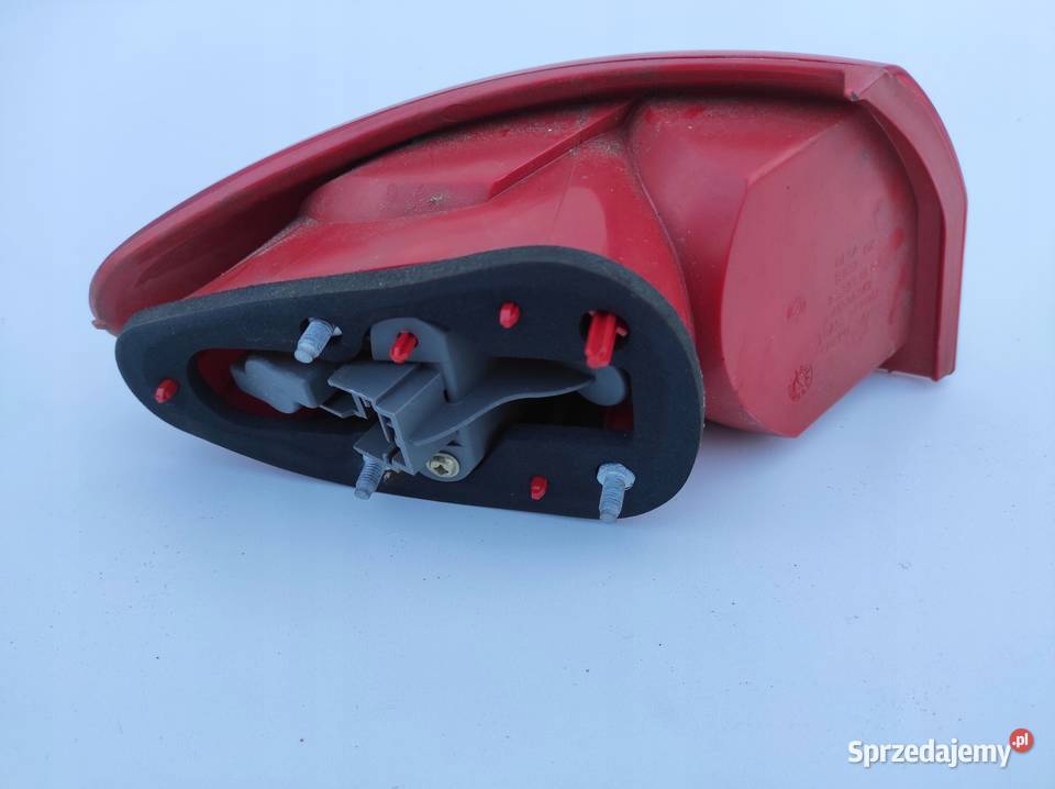 LAMPA PRAWY TYŁ ALFA ROMEO 147 937 3D Prawe Nowy Tomyśl sprzedam