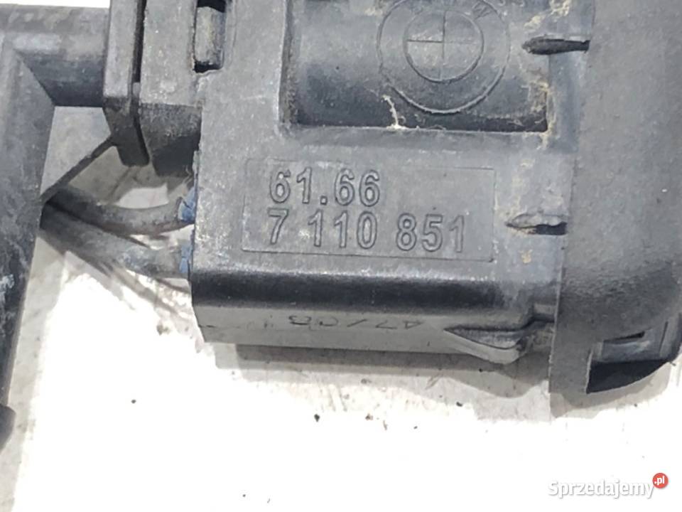 DYSZA SPRYSKIWACZA PRAWA BMW E83 0311 7110851