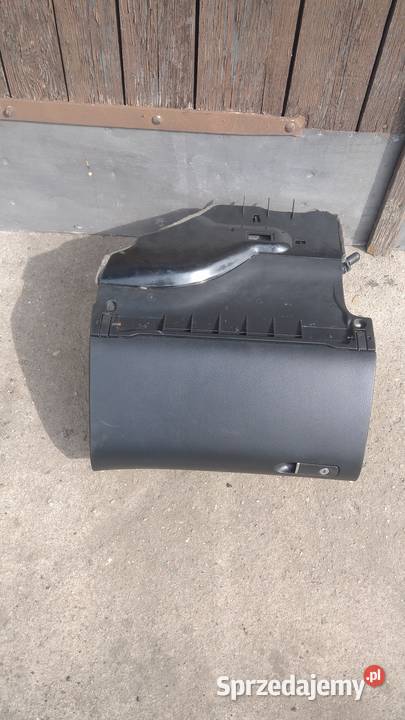 Audi A4 B6 B7 schowek pasażera klimatyzowany osobowe Nowe Kurowo