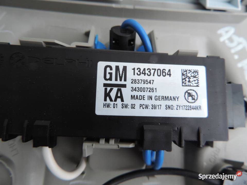 LAMPKA OŚWIETLENIA KABINY OPEL ASTRA K V