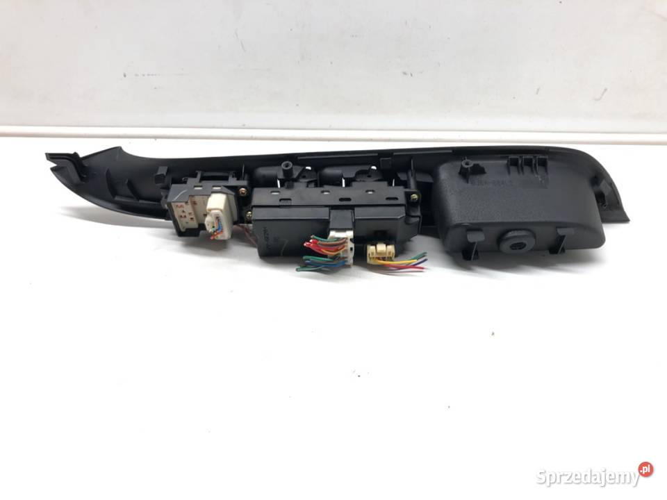PRZEŁĄCZNIK SZYB MAZDA 6 GG 0208 Hatchback
