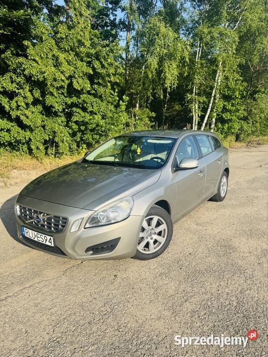 Volvo V60 2011 D2 16 podkarpackie Lubaczów