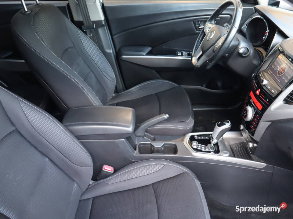 SsangYong Tivoli 16 eXDi Katowice