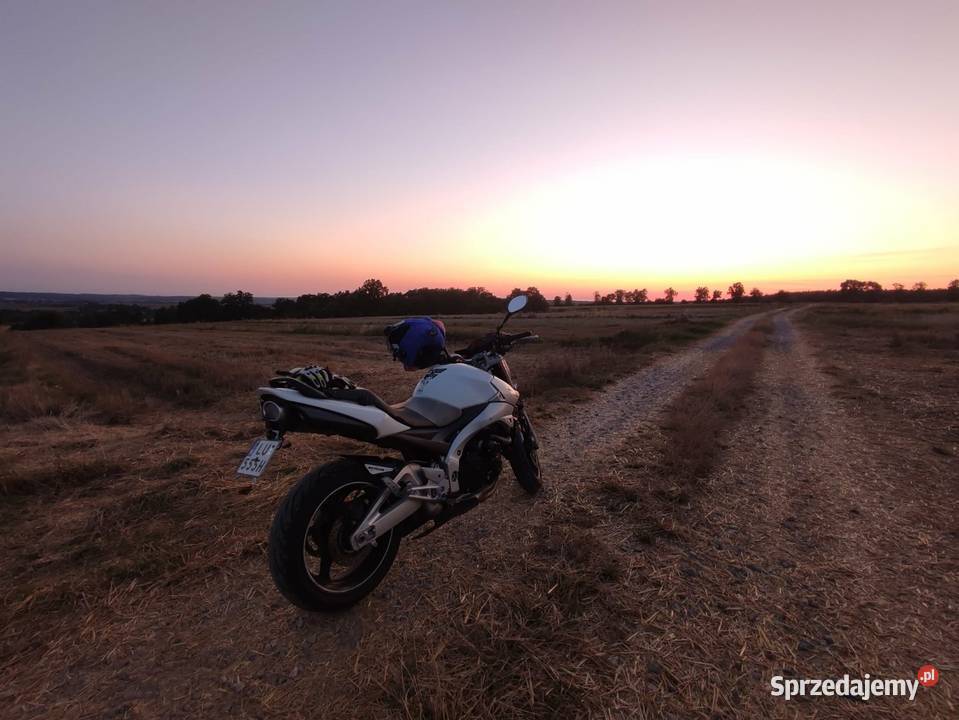 Suzuki gsr 600 Suzuki