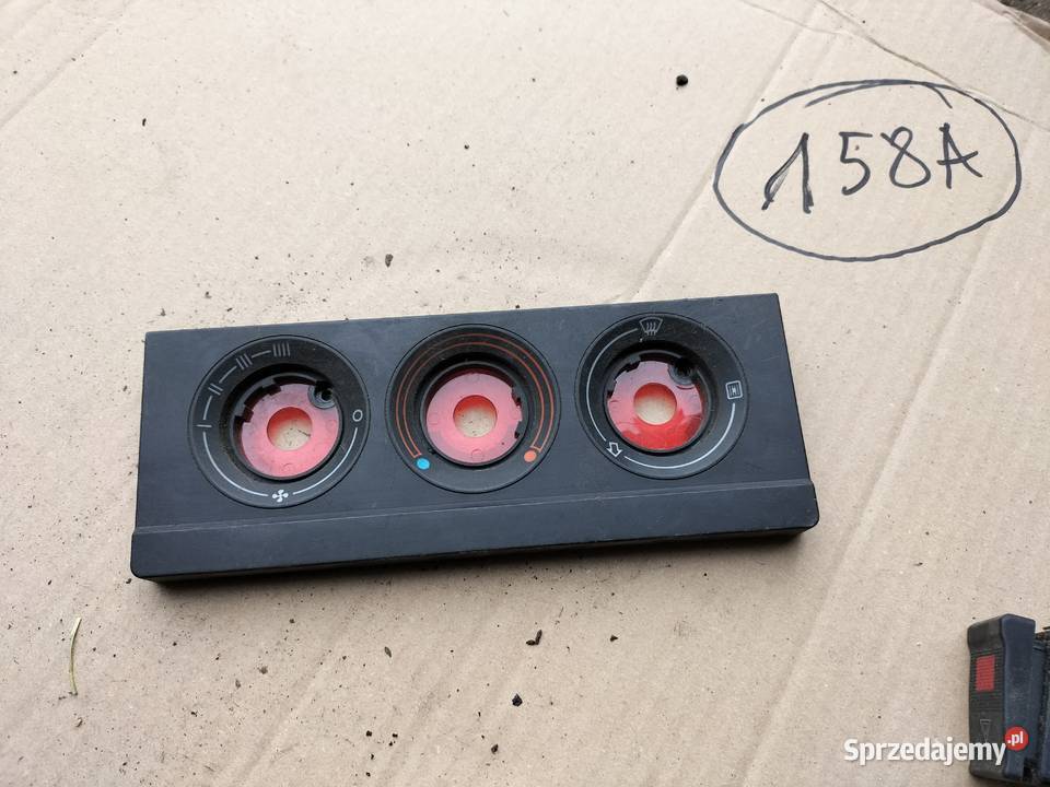 AUDI 80 B3 B4 80B4 NAKŁADKA NA PANEL NAWIEWU osobowe Kamień-Kolonia