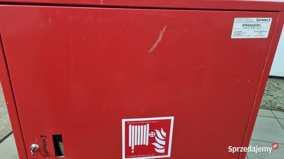 szafka hydrantowa z wyposażeniem 80x 70 x 25 czerwony