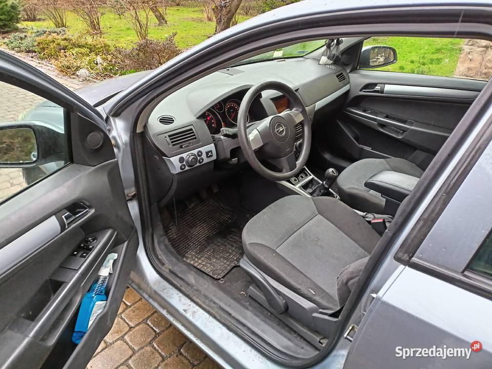 Astra H 14 LPG 2004 Czechowice-Dziedzice sprzedam