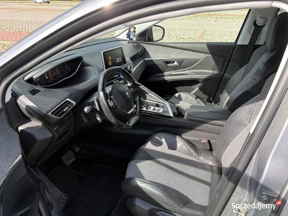 Peugeot 3008 16 benzyna 92 przebieg Mielec
