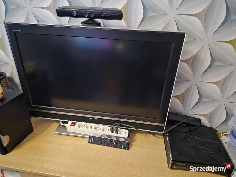 Konsola XBOX KINEKT telewizor z grami telewizor Xbox360 Sypniewo sprzedam