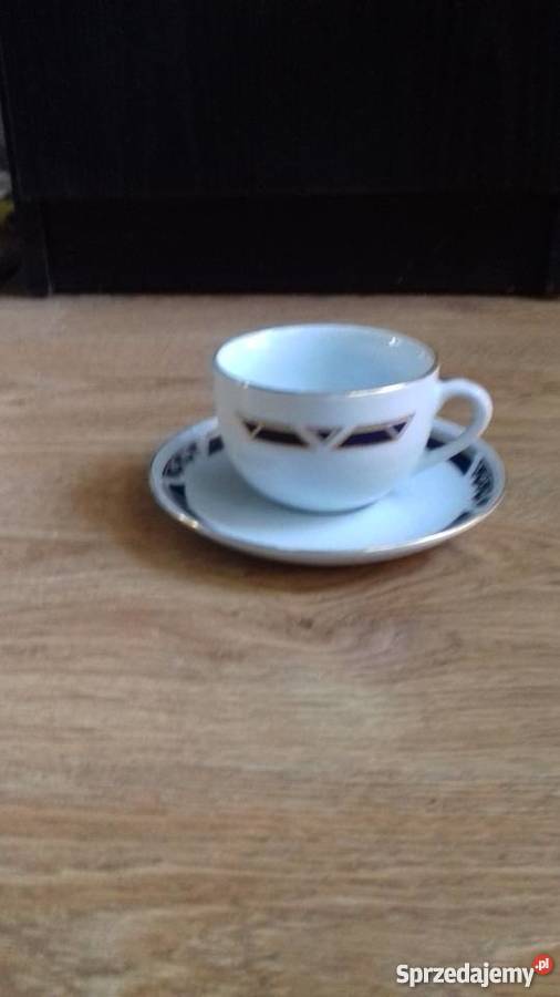 Filiżanki 9 sztuk różne Iława