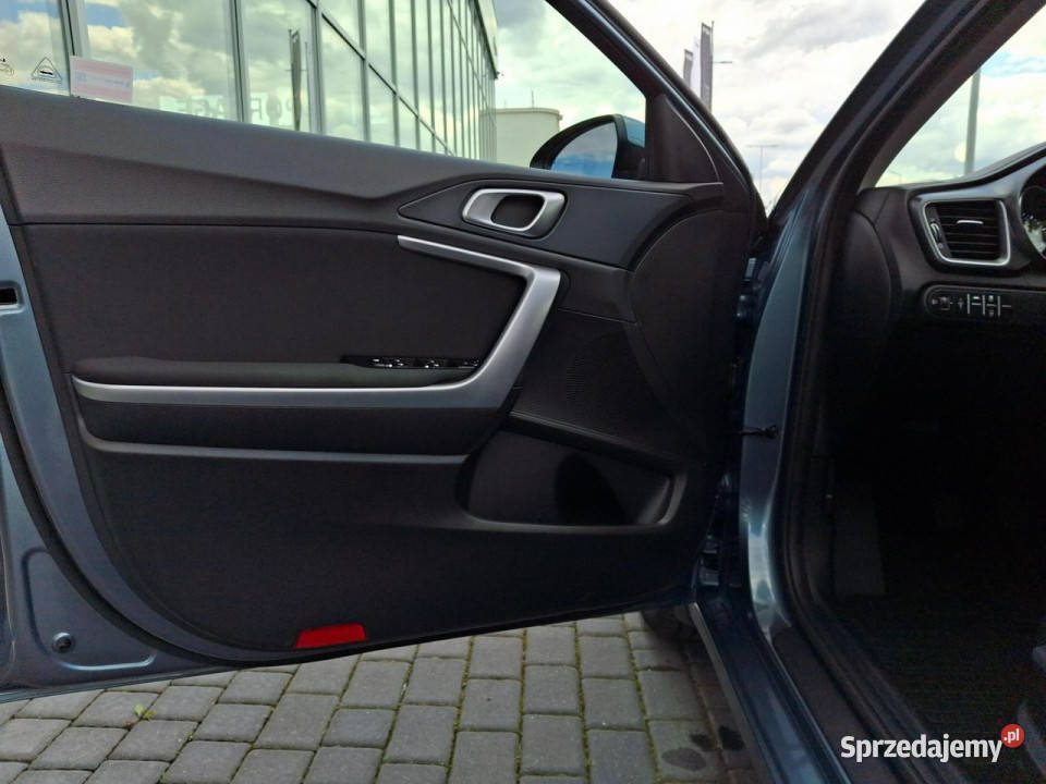 Kia Nowy Ceed M Smart 15 Turbo 140 kamera światła LED