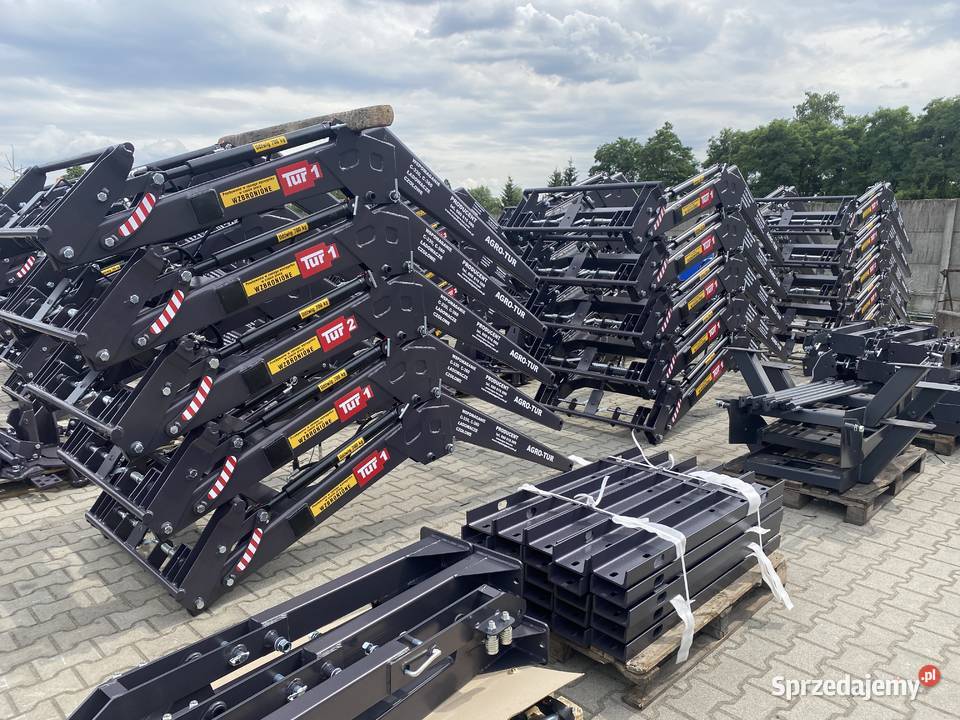 ŁADOWACZ TUR Z EURORAMKĄ I ŁYŻKĄ 120 DO WIELU nieuszkodzony kujawsko-pomorskie Włocławek