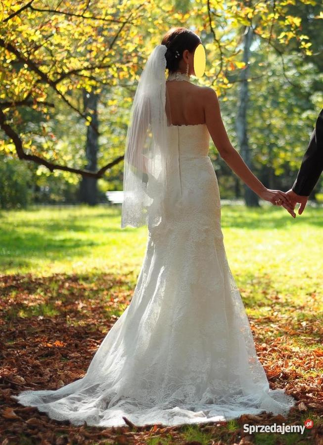 Koronkowa suknia ślubna z golfem 3436 welon dolnośląskie Wrocław