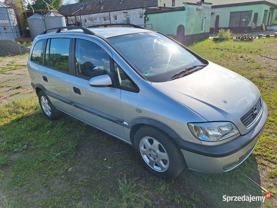 Opel Zafira A 18 16v 116 klima 7 osobowa 1800cm3 Choceń
