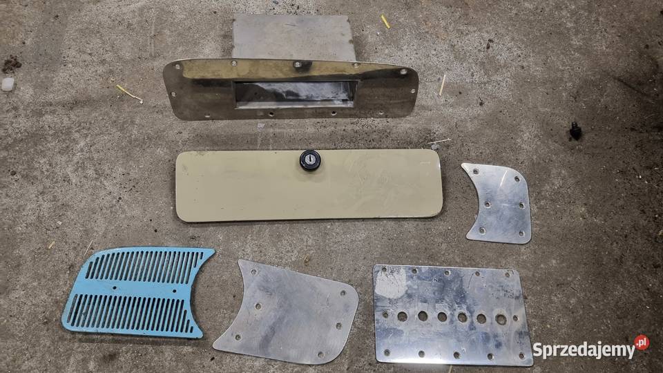 Wyposażenie kokpitu VW Garbus 68r Deski rozdzielcze, konsole Sosnowiec sprzedam