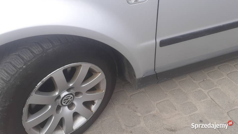 Passat 2003 r a oryginale 2000cm3 Volkswagen sprzedam