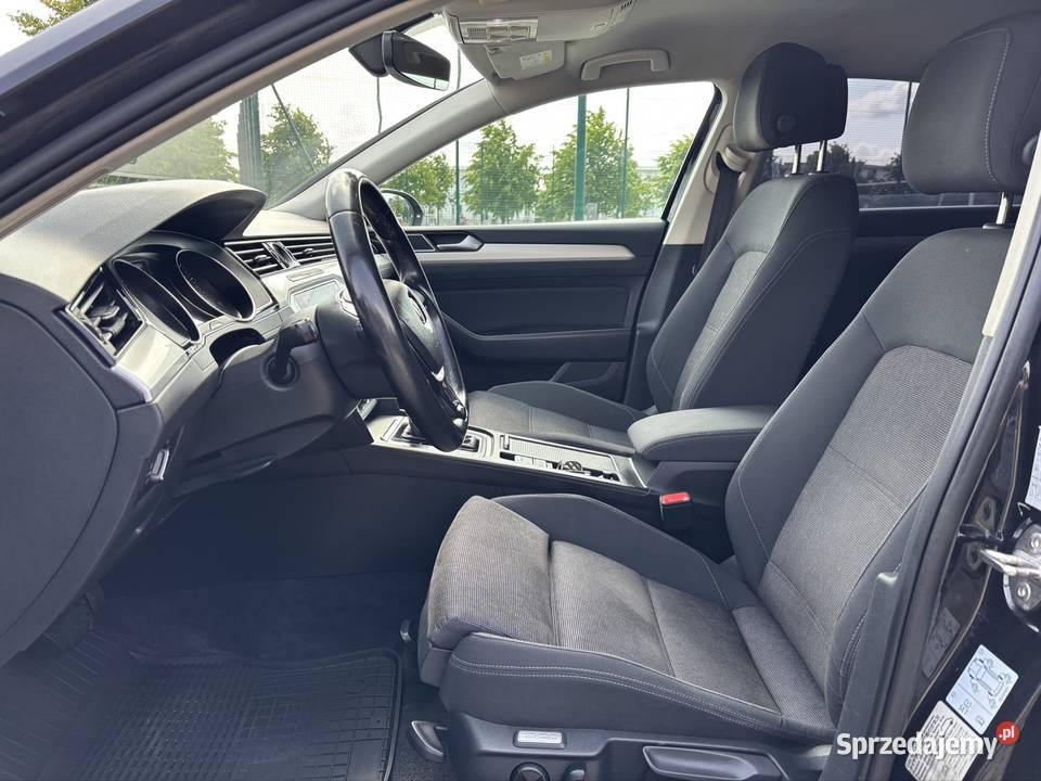 Volkswagen Passat 16 TDI Automat Navi ACC Stan Iława