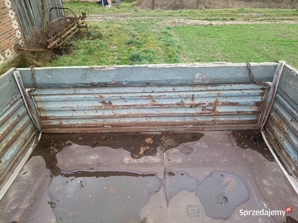 Sprzedam burty orginalne nowości przyczepa d47 lubelskie Krzczonów-Sołtysy