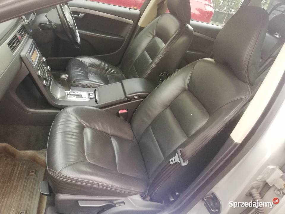 Volvo XC70 D5 AWD 185 42626 na części Zduńska Wola