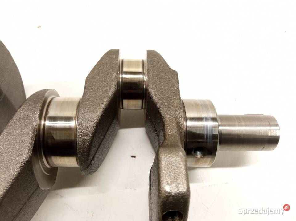 WAŁ KORBOWY Q8Z2KJHMJGFGG 16 16V Dacia Duster II