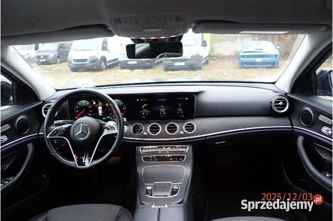 MERCEDESBENZ E 220 2023 1993 ccm 200 Warszawa