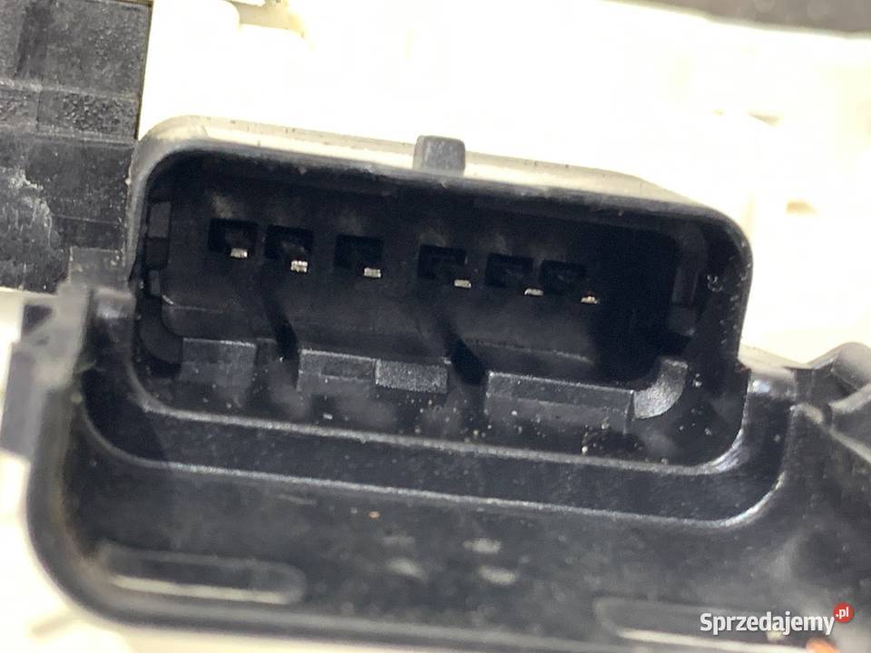 ZAMEK DRZWI LEWY TYŁ CITROEN BERLINGO II sprzedam