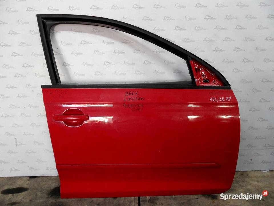 SKODA RAPID SPACEBACK drzwi prawy przód