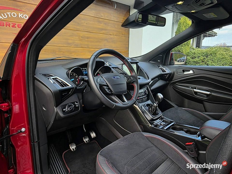 Ford Kuga serwis ASO panorama dach Full Led II śląskie Rydułtowy