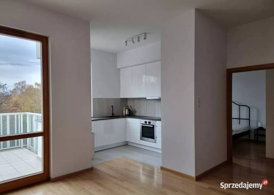 2 pokoje z halą garażową i dostępem do siłowni Wynajem